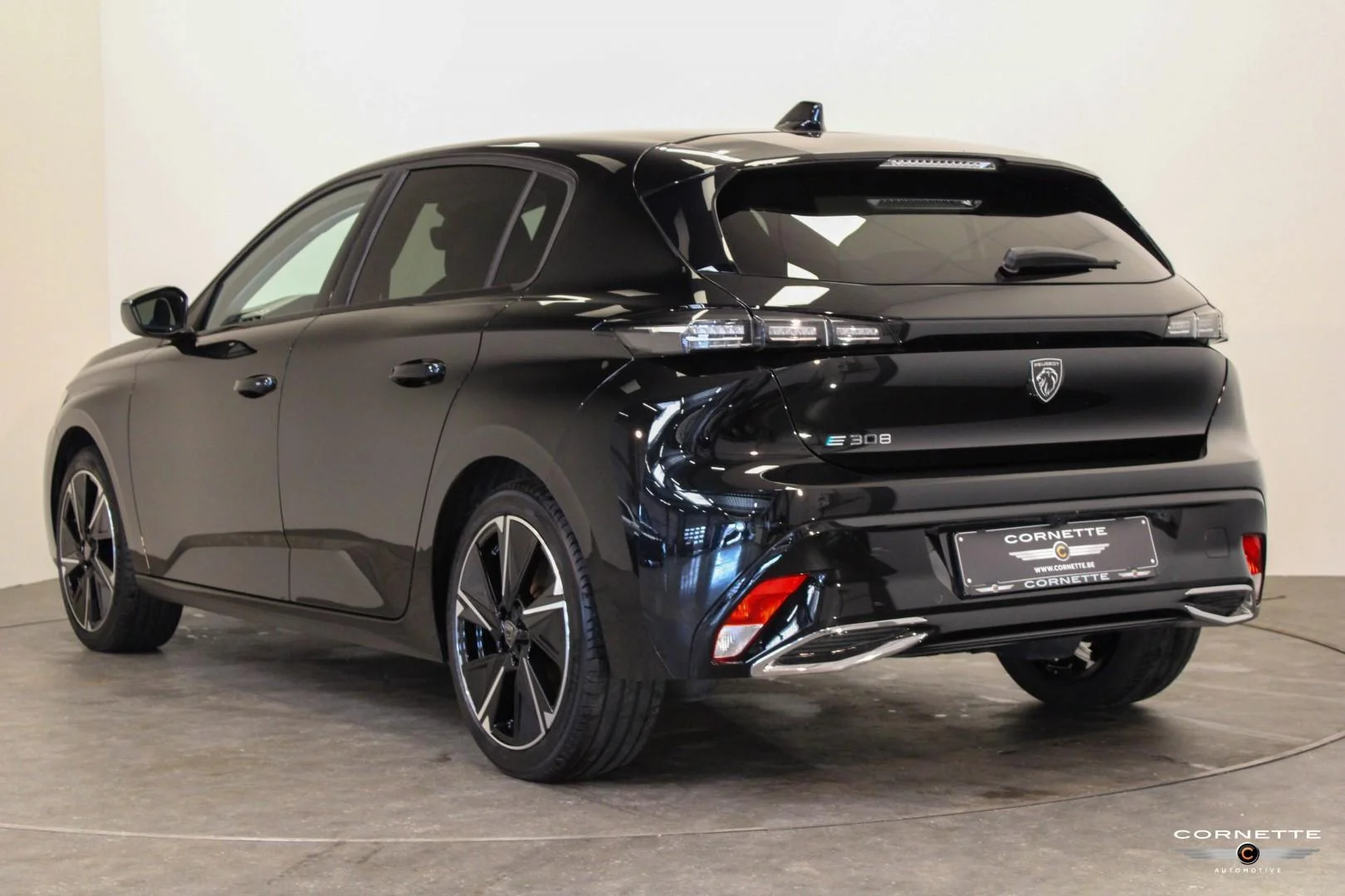 Peugeot 308 - 8