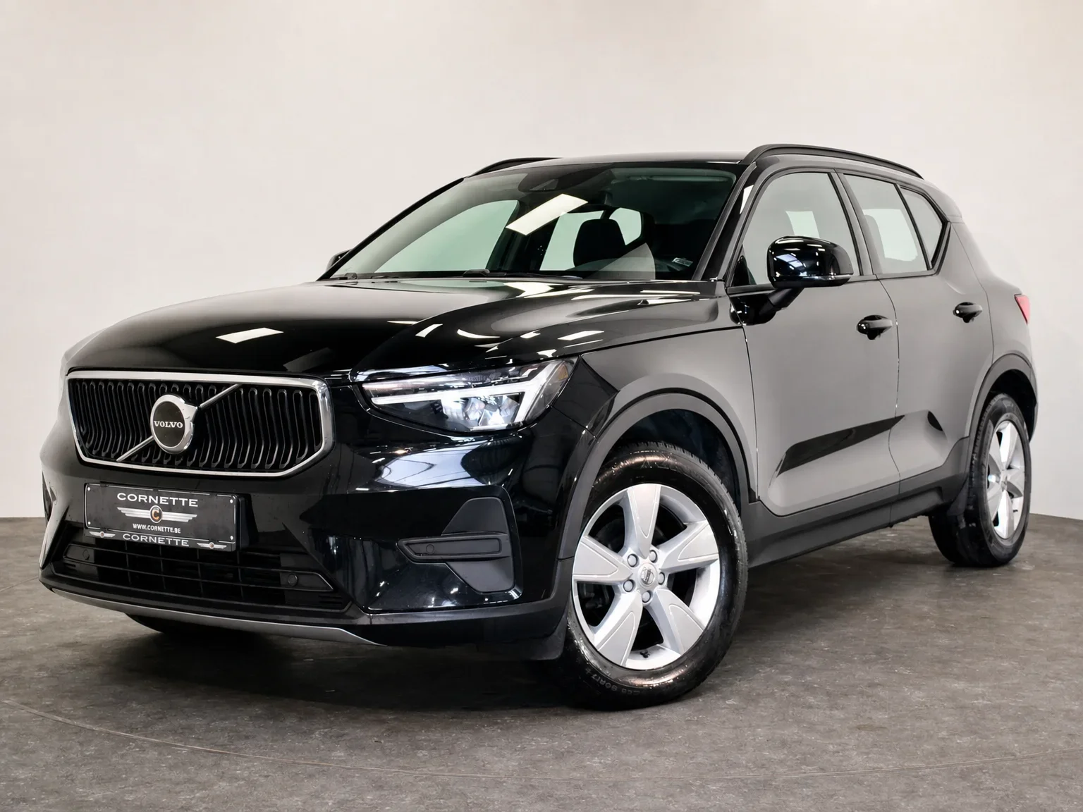 2023 Volvo XC40