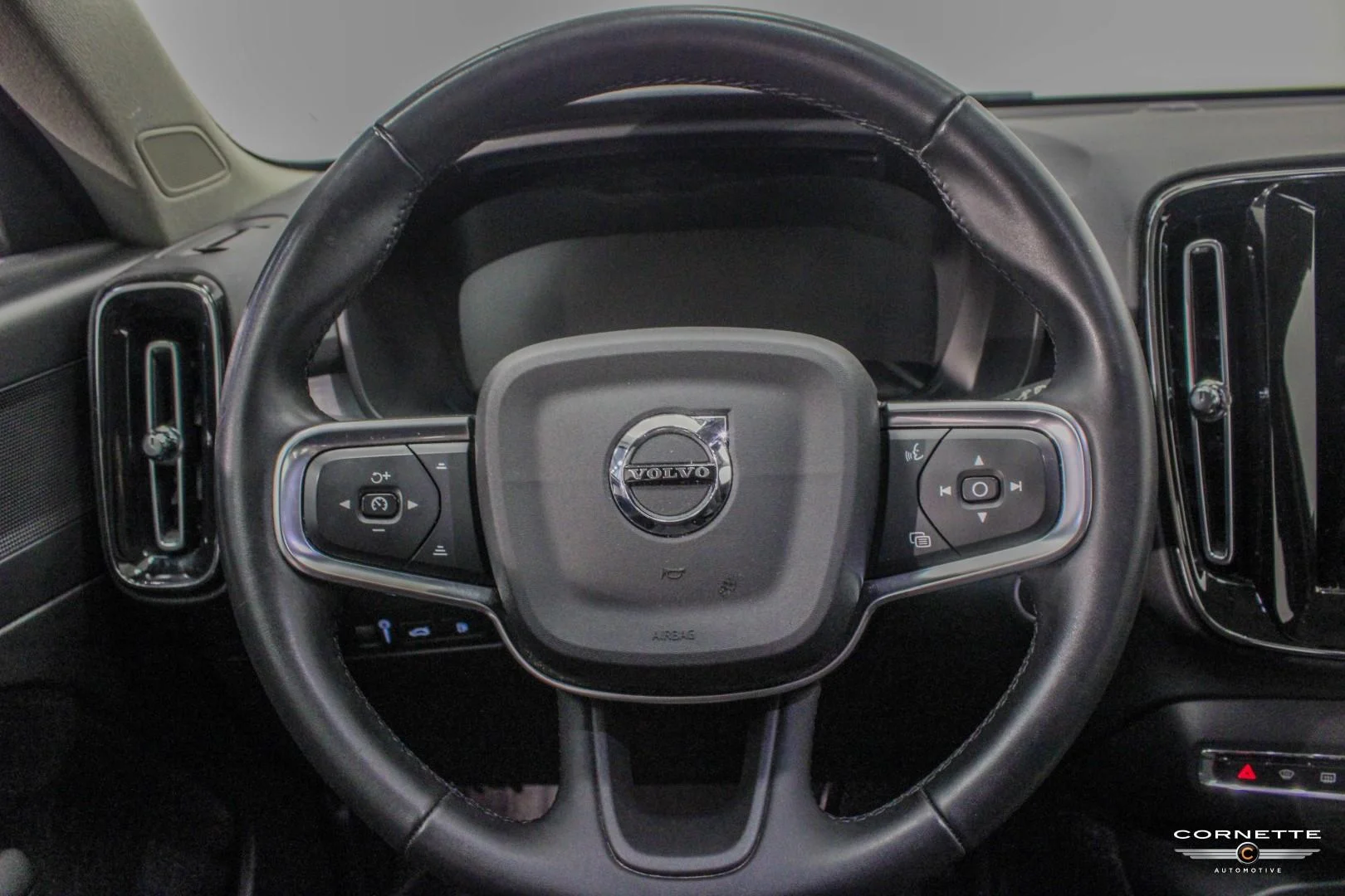 Volvo XC40 - 21