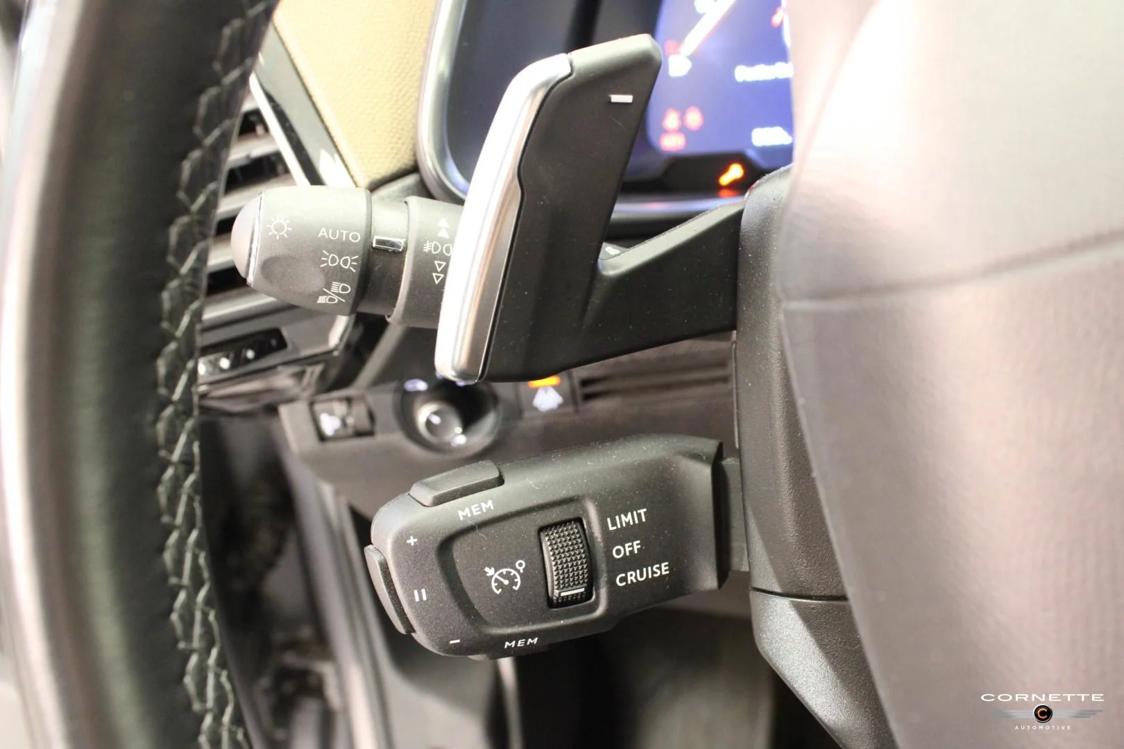 DS Automobiles DS 7 Crossback - 16