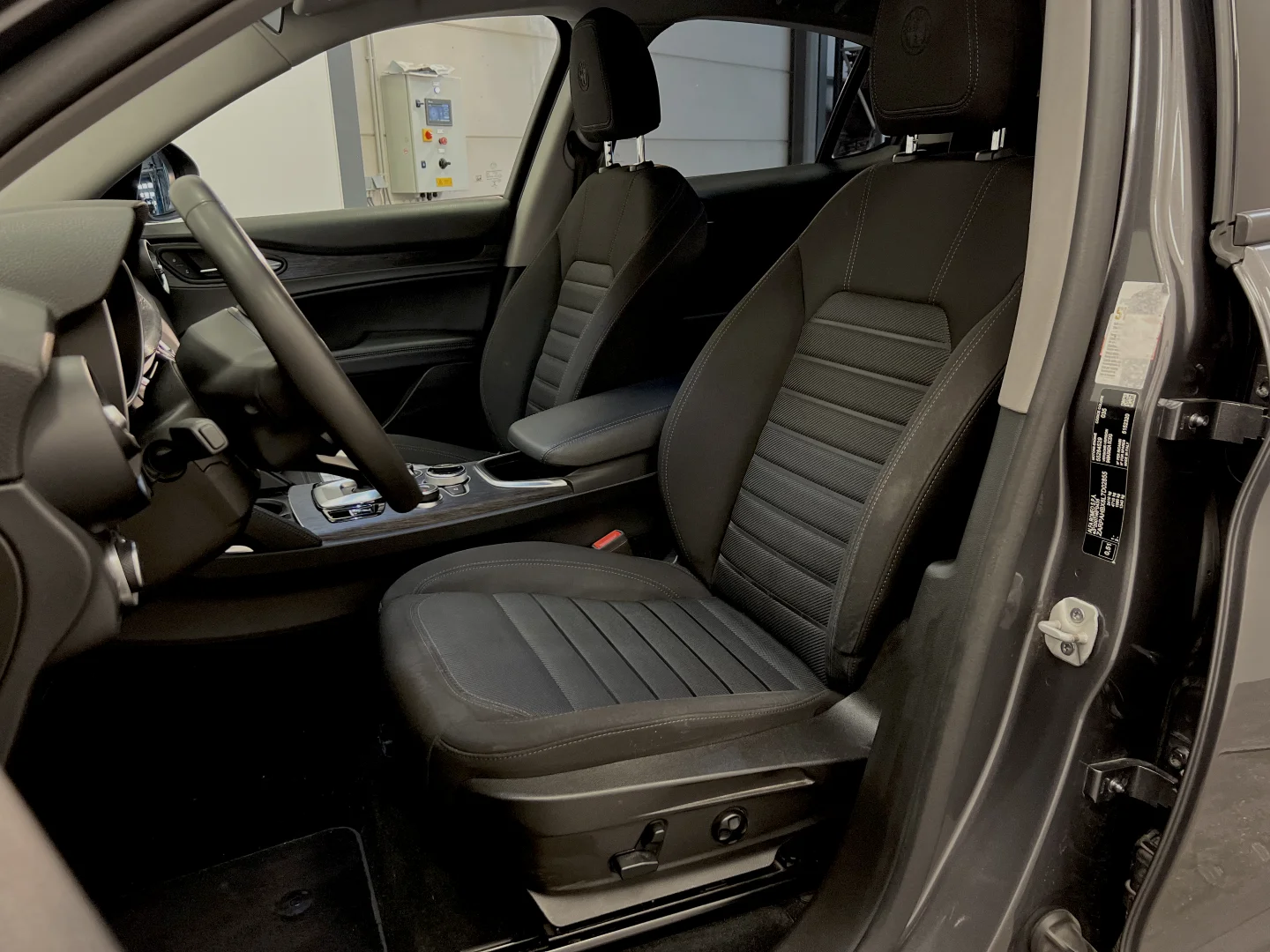 Alfa Romeo Stelvio - 6