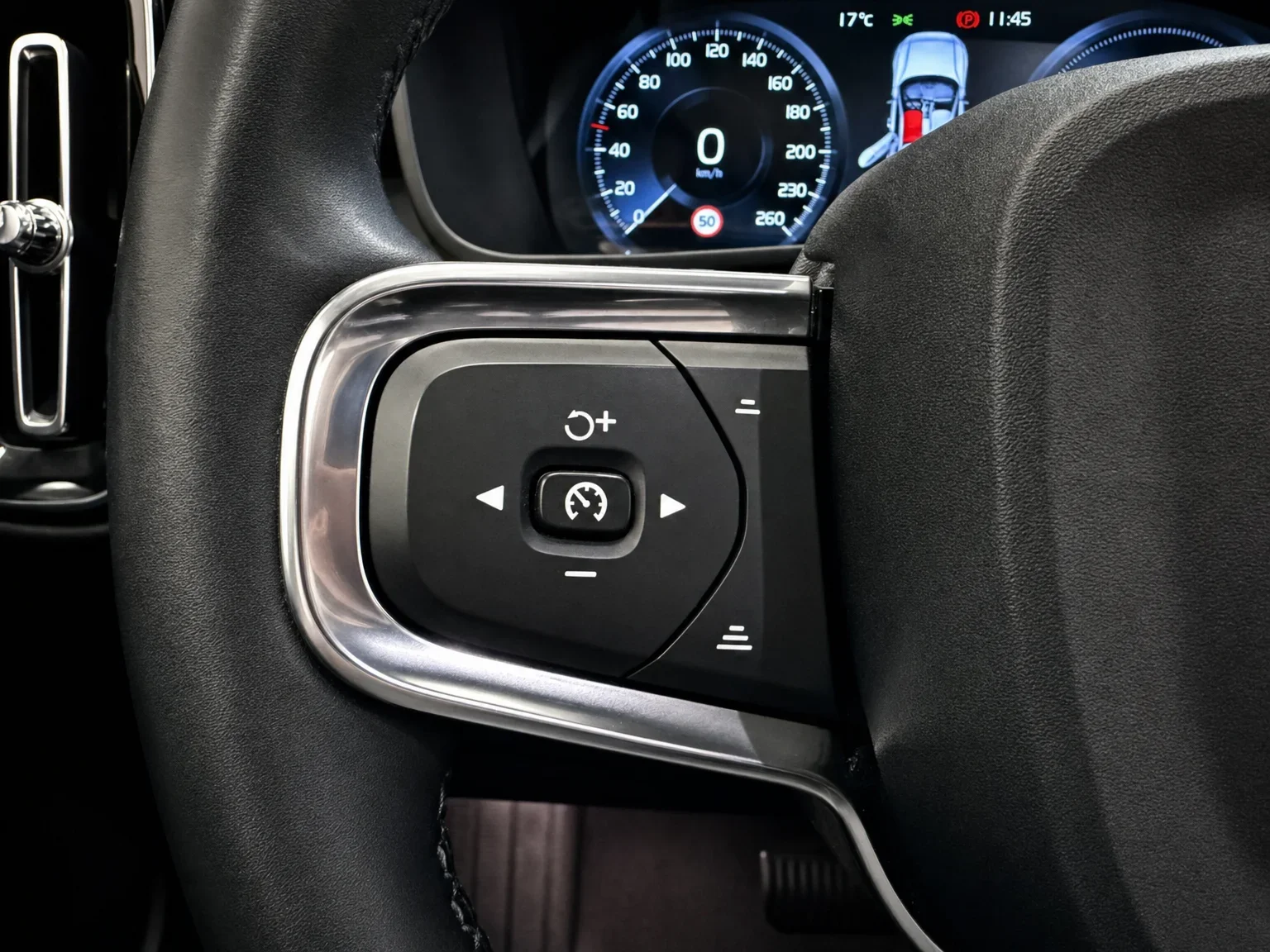 Volvo XC40 - 18