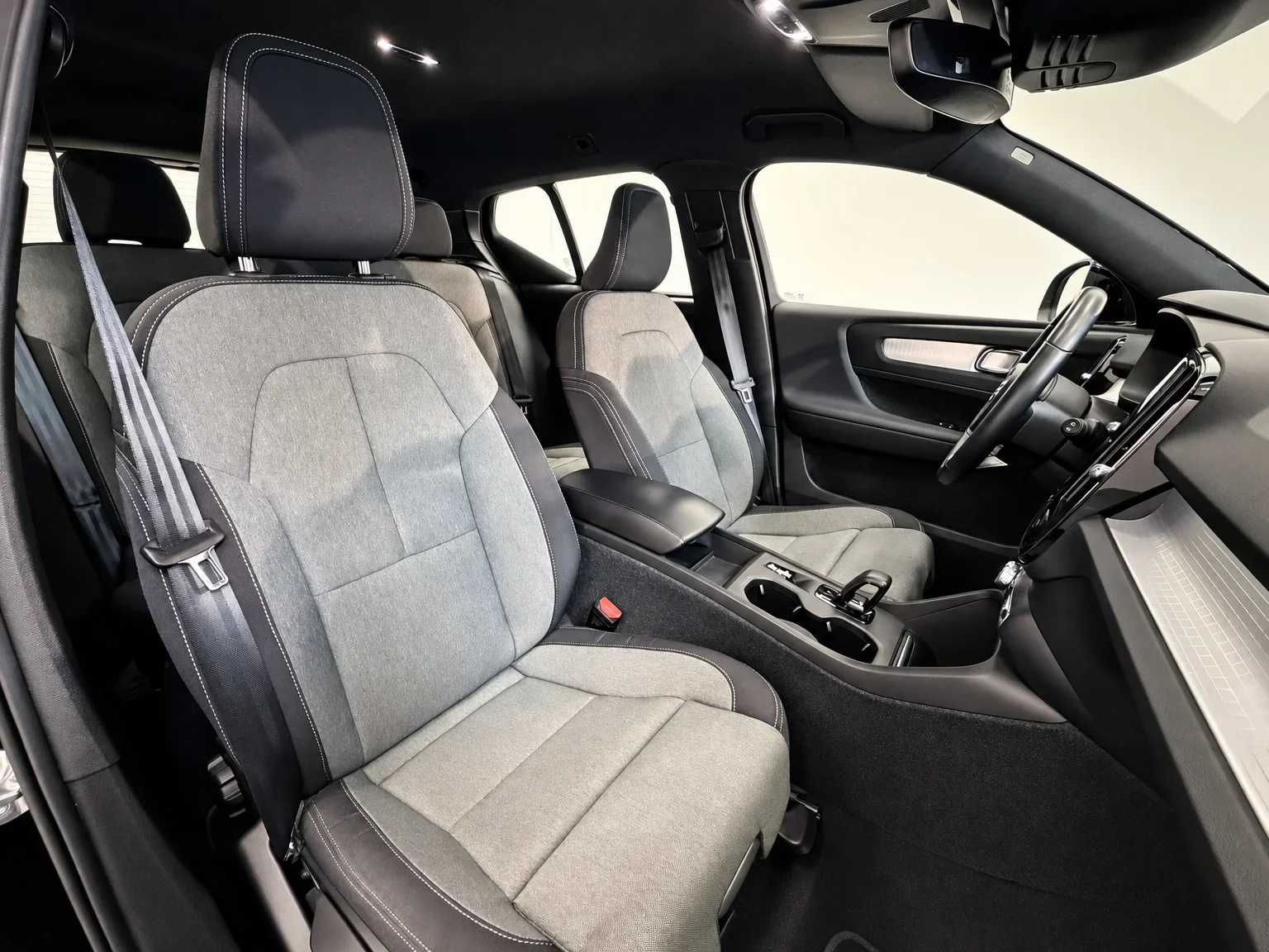 Volvo XC40 - 22