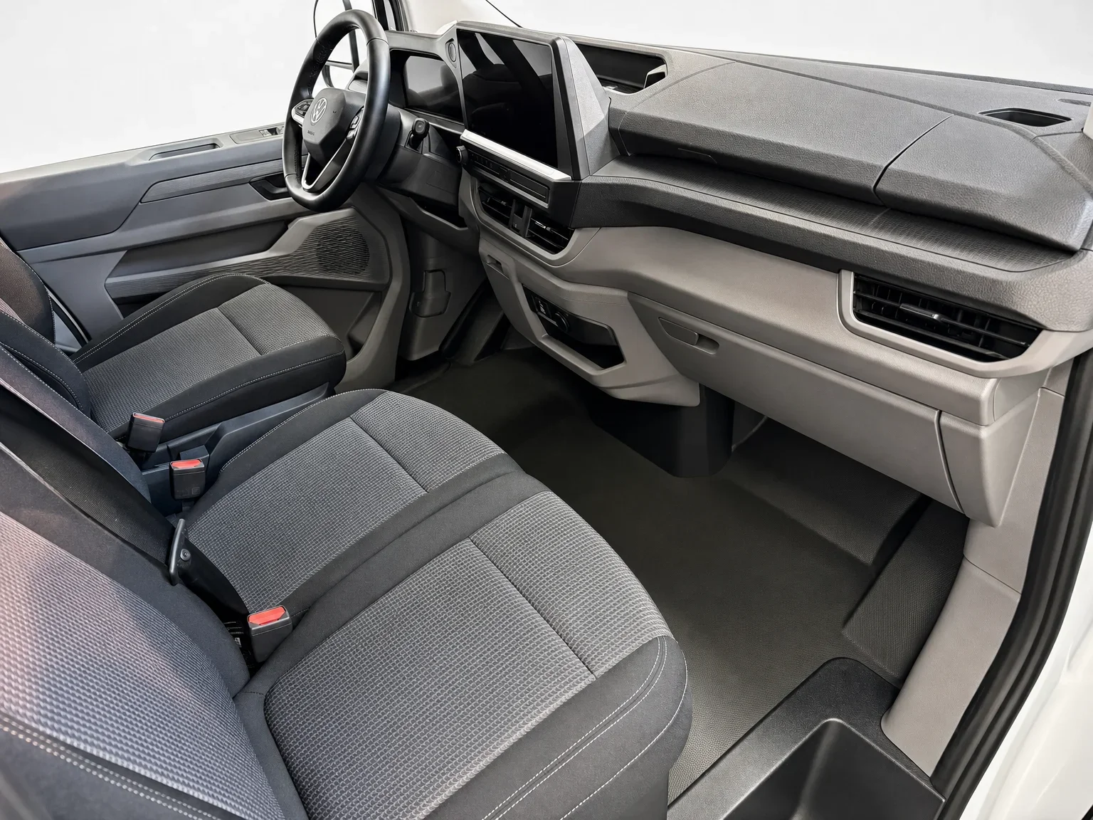 Volkswagen T7 Transporter - 15