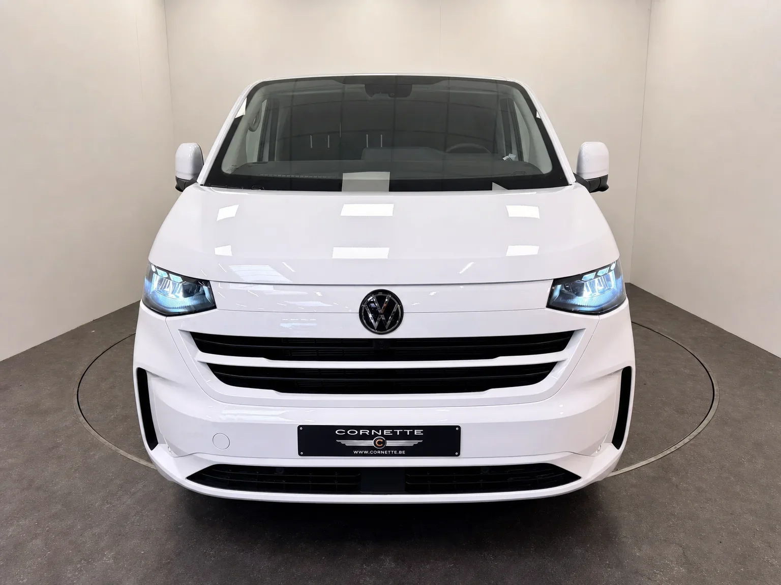 Volkswagen T7 Transporter - 5