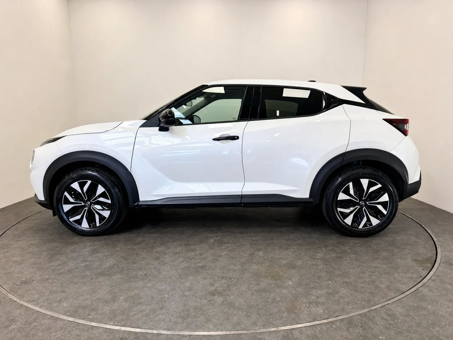 Nissan Juke - 2