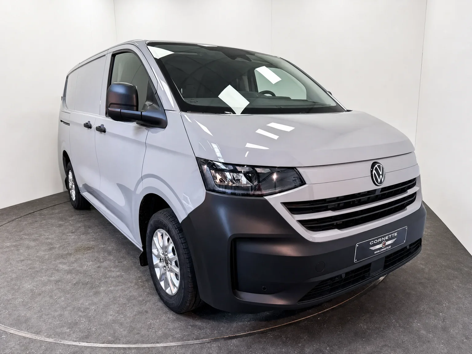 Volkswagen T7 Transporter - 15