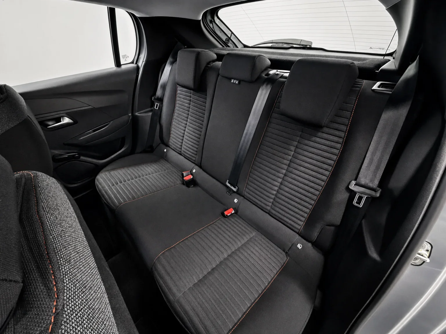 Peugeot e-208 - 19