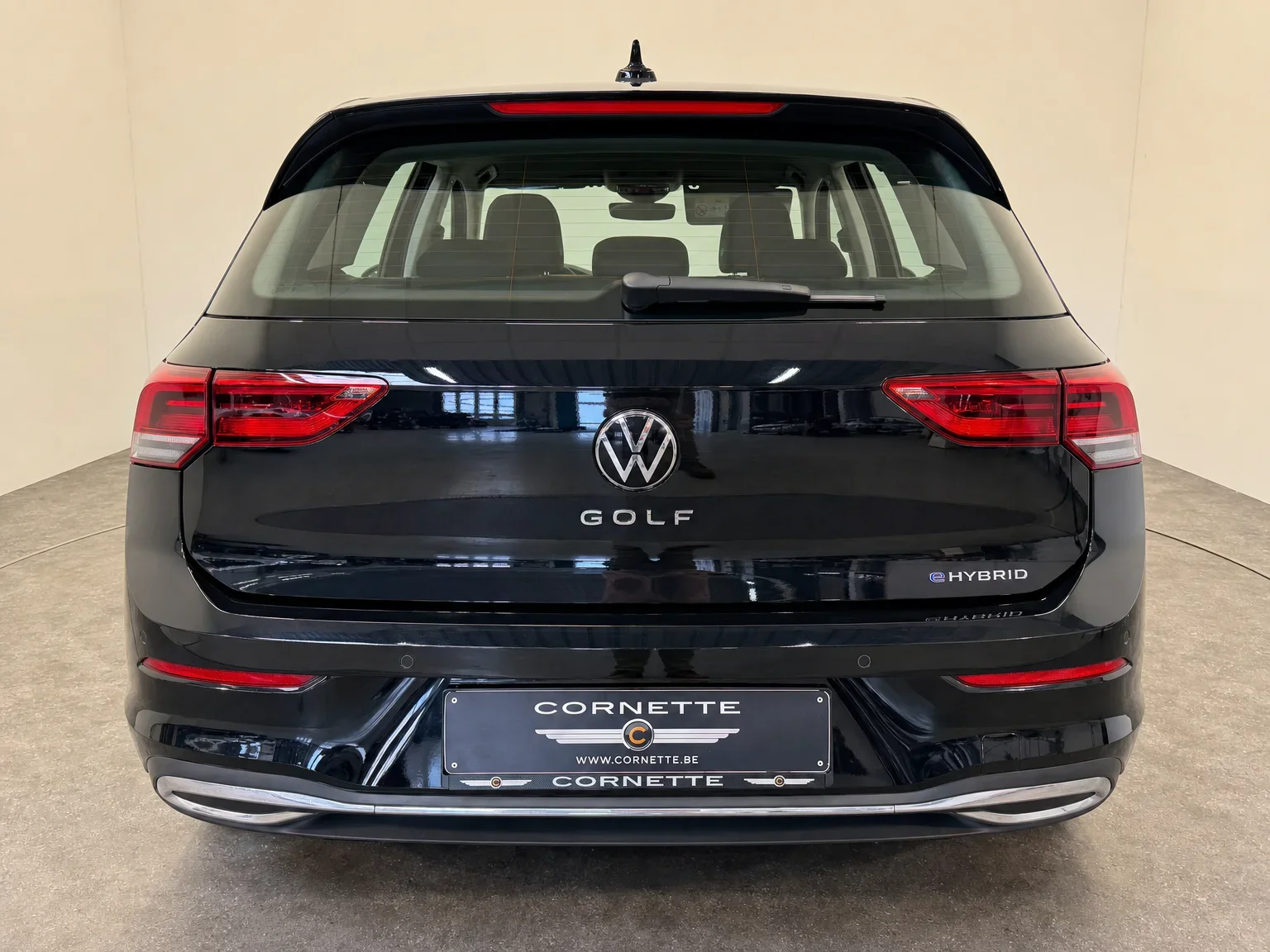 Volkswagen Golf - 6