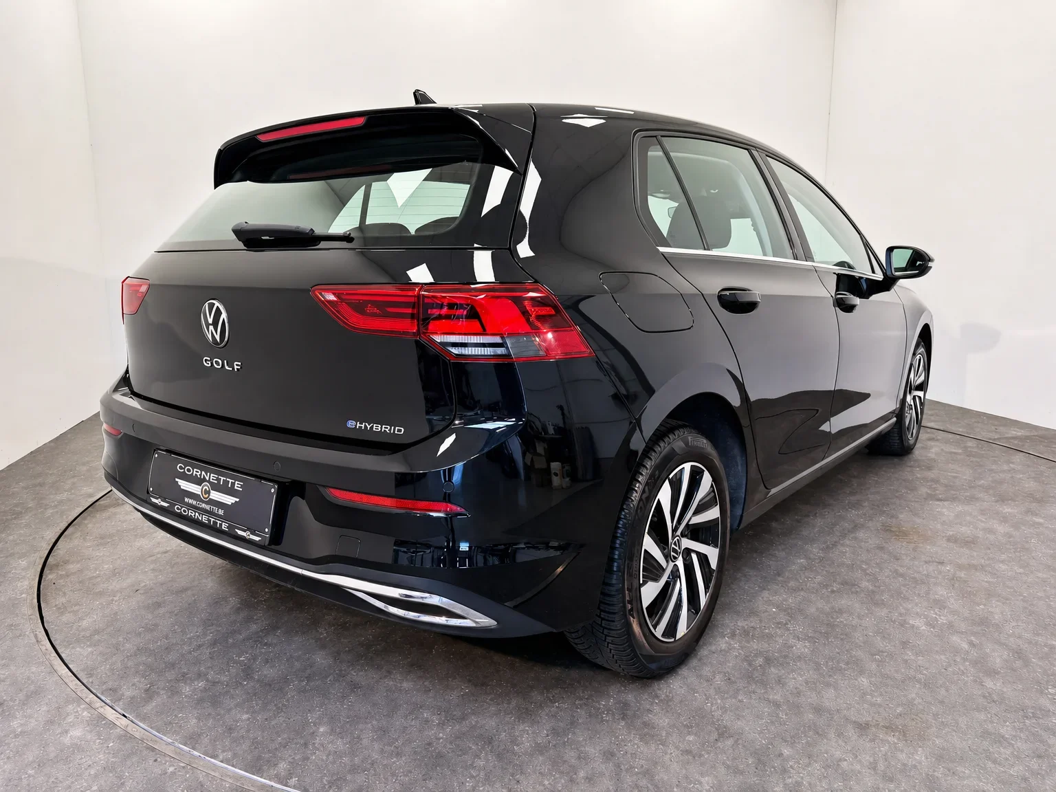 Volkswagen Golf - 9