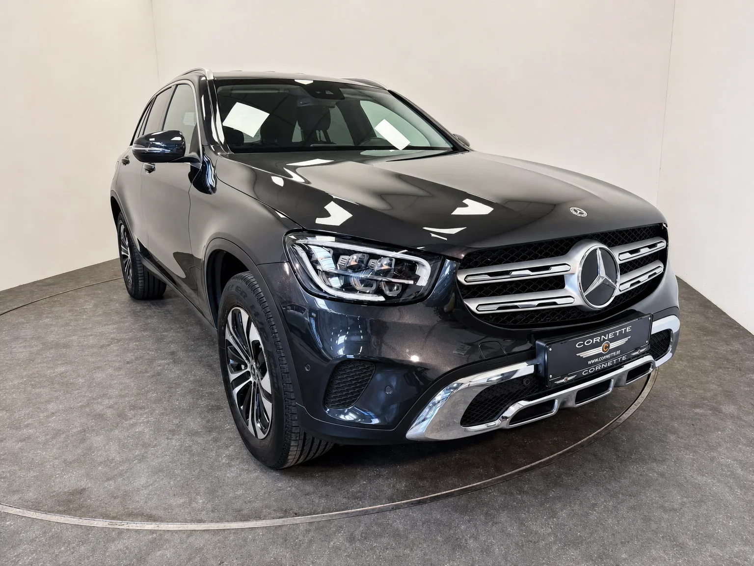Mercedes-Benz GLC 300 - 11