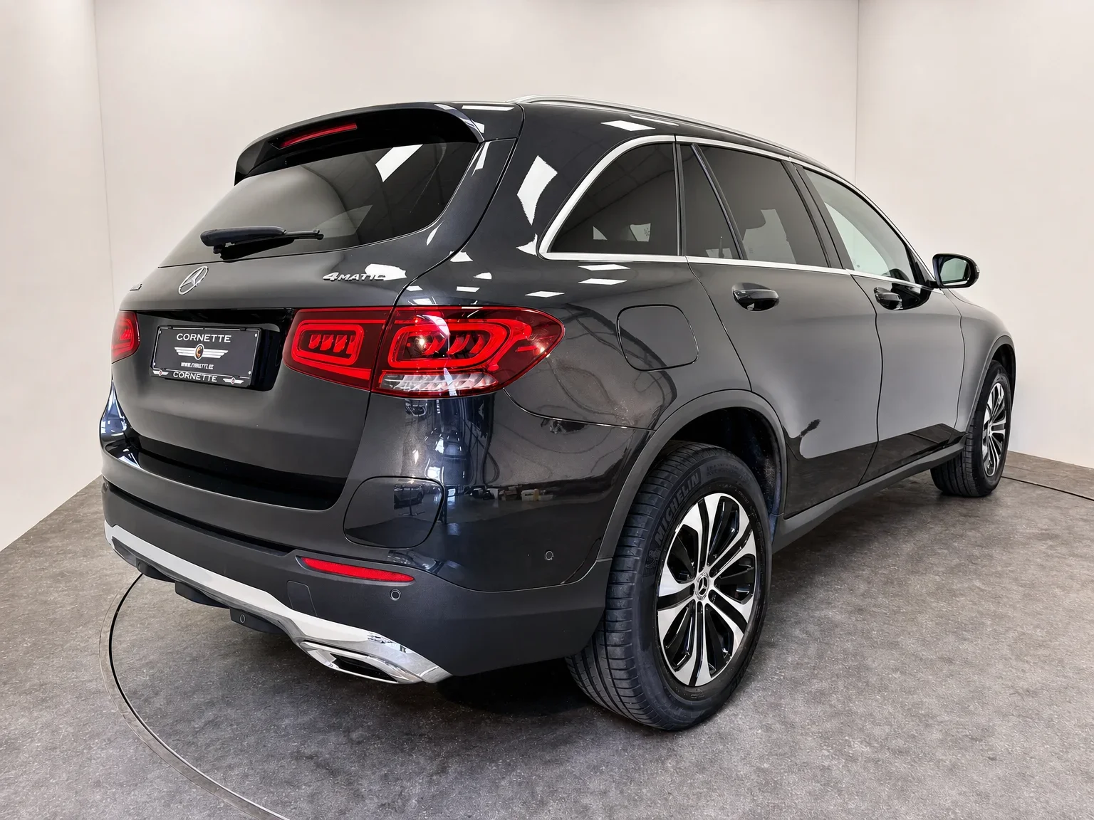 Mercedes-Benz GLC 300 - 9