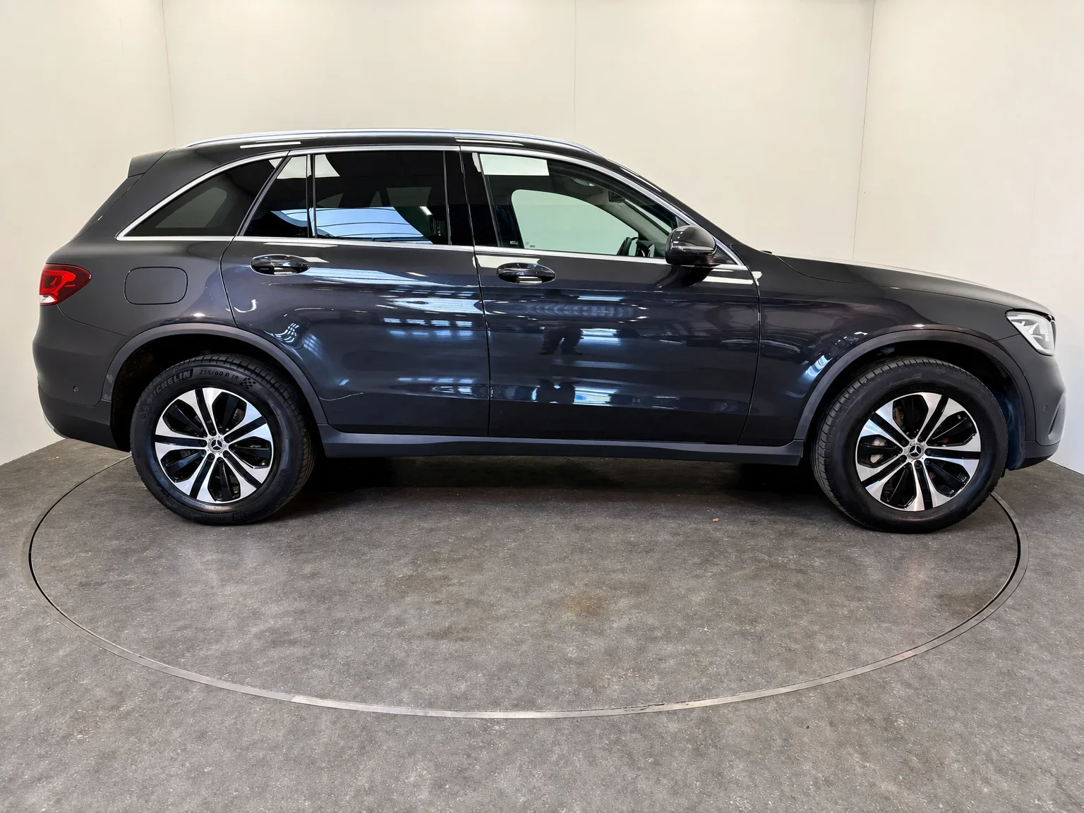 Mercedes-Benz GLC 300 - 10