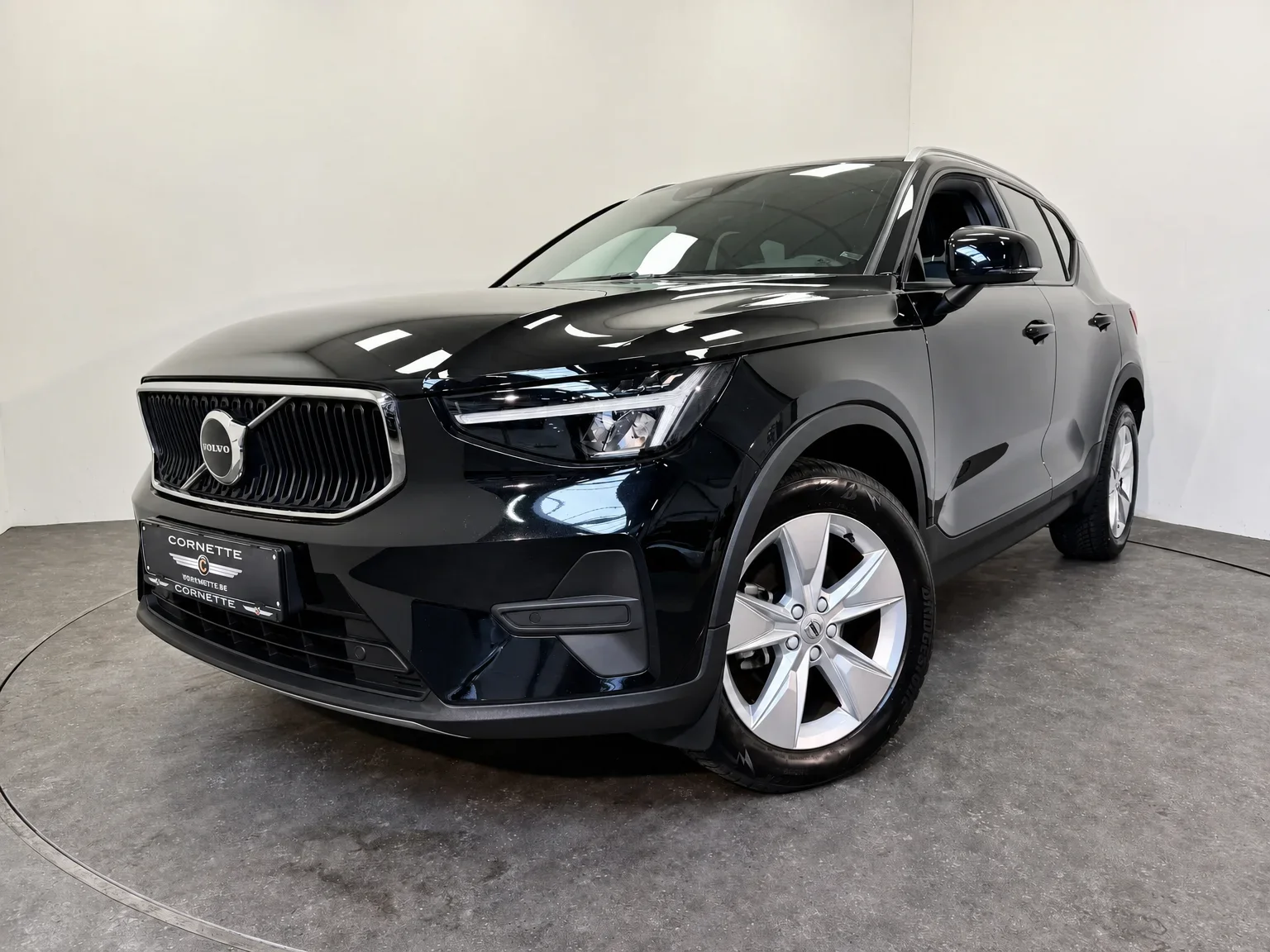 2023 Volvo XC40
