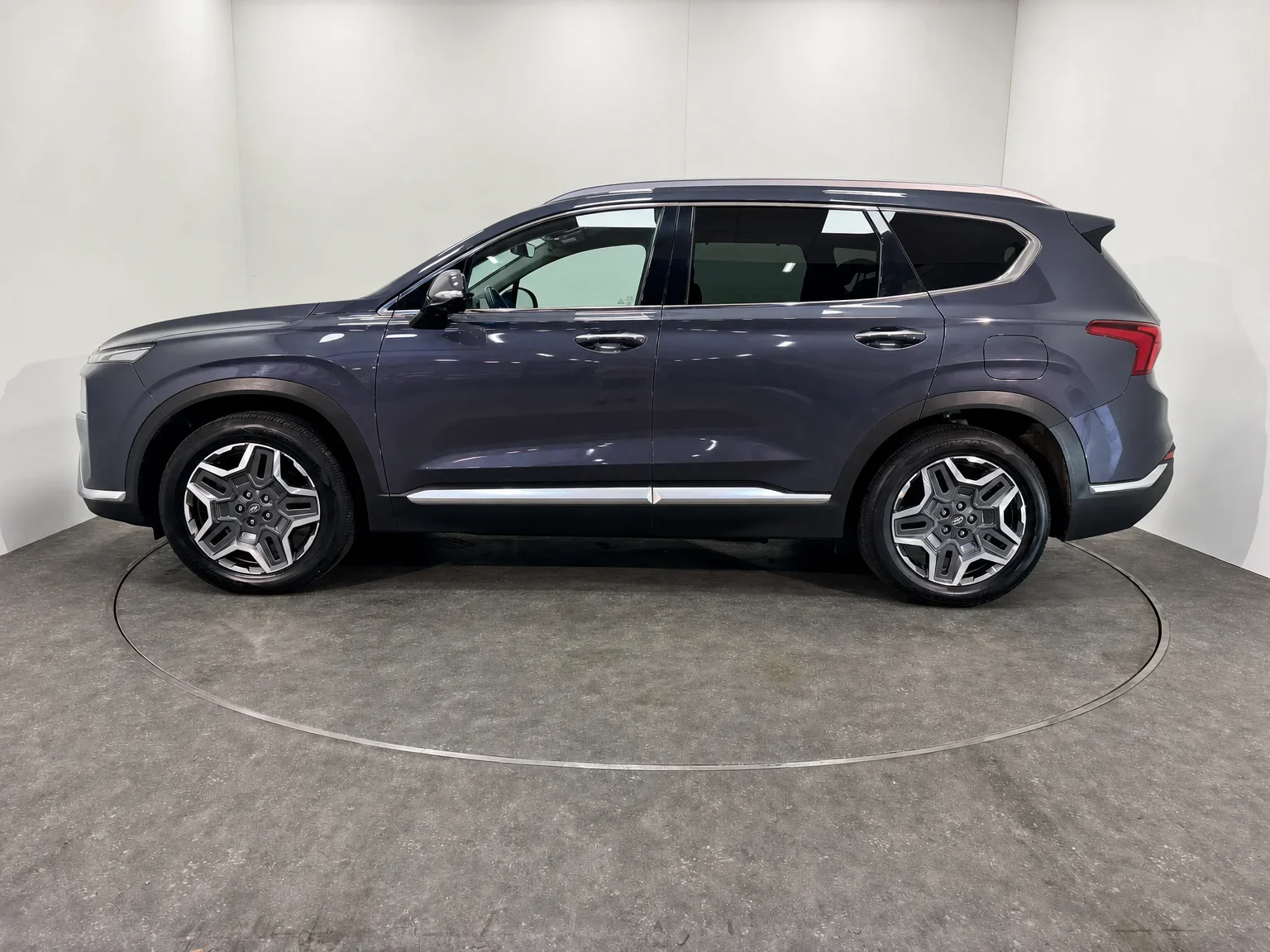 Hyundai Santa Fe - 2