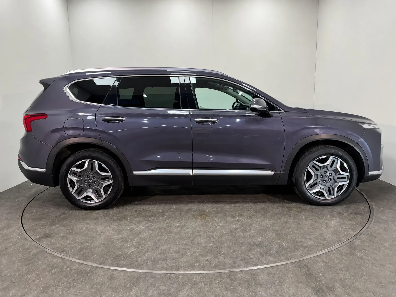 Hyundai Santa Fe - 10