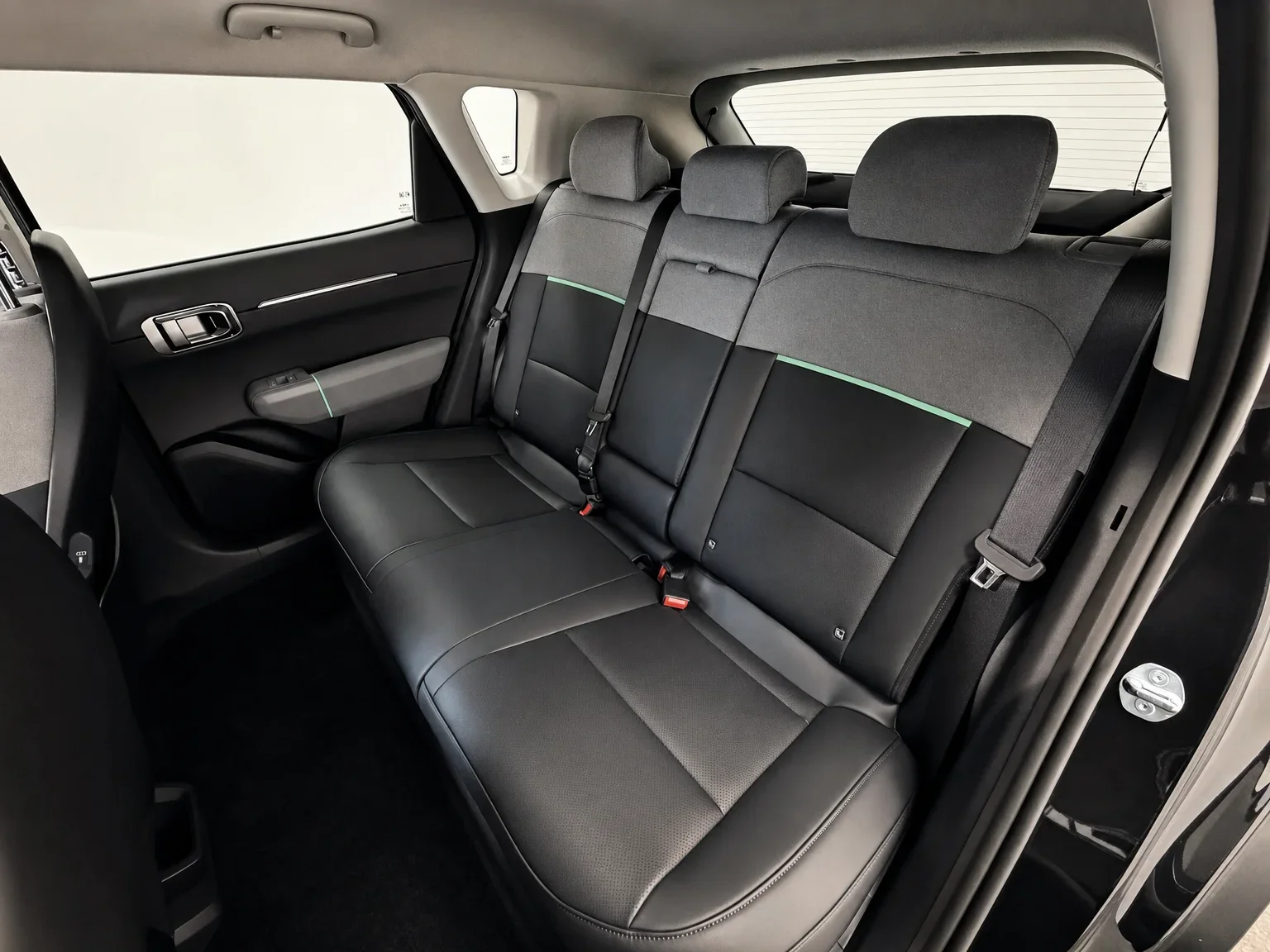 Kia EV4 - 15
