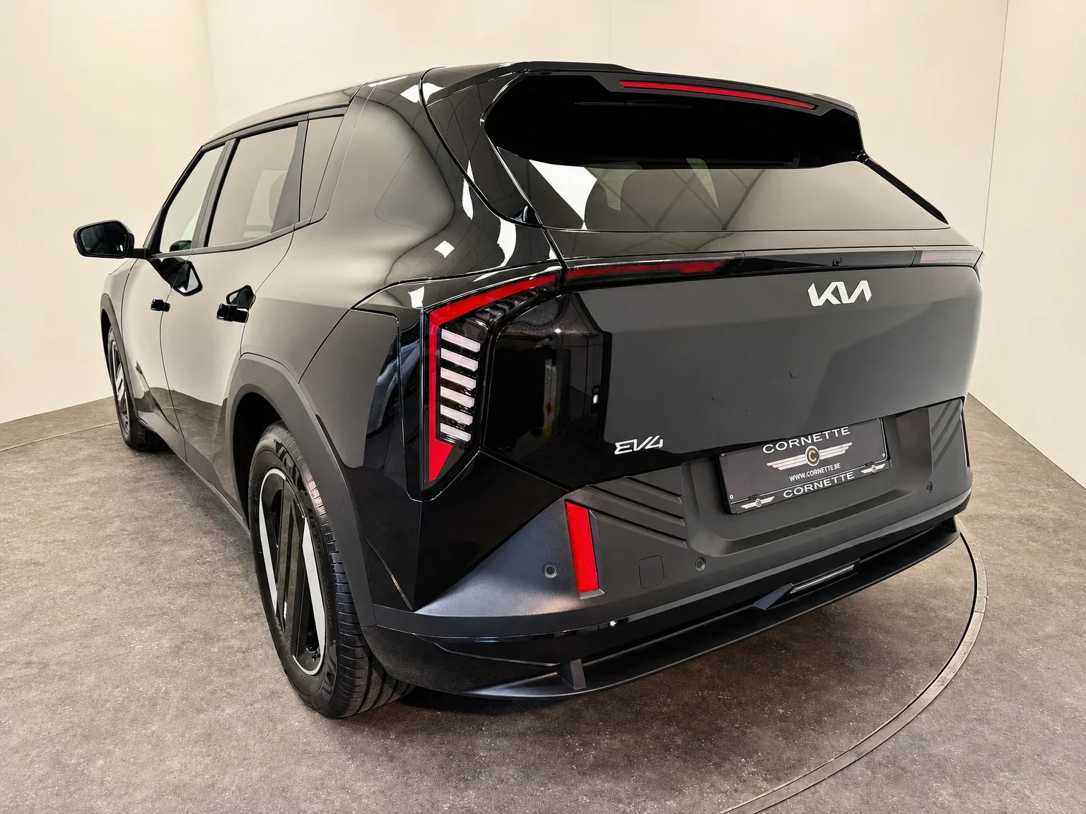Kia EV4 - 4