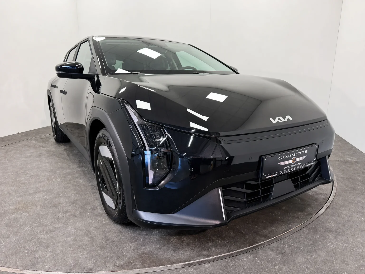 Kia EV4 - 10