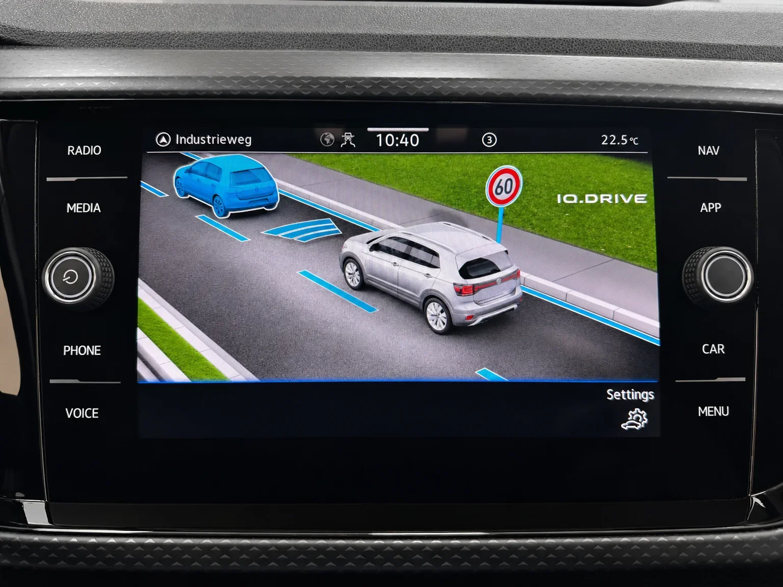 Volkswagen T-Cross - 15
