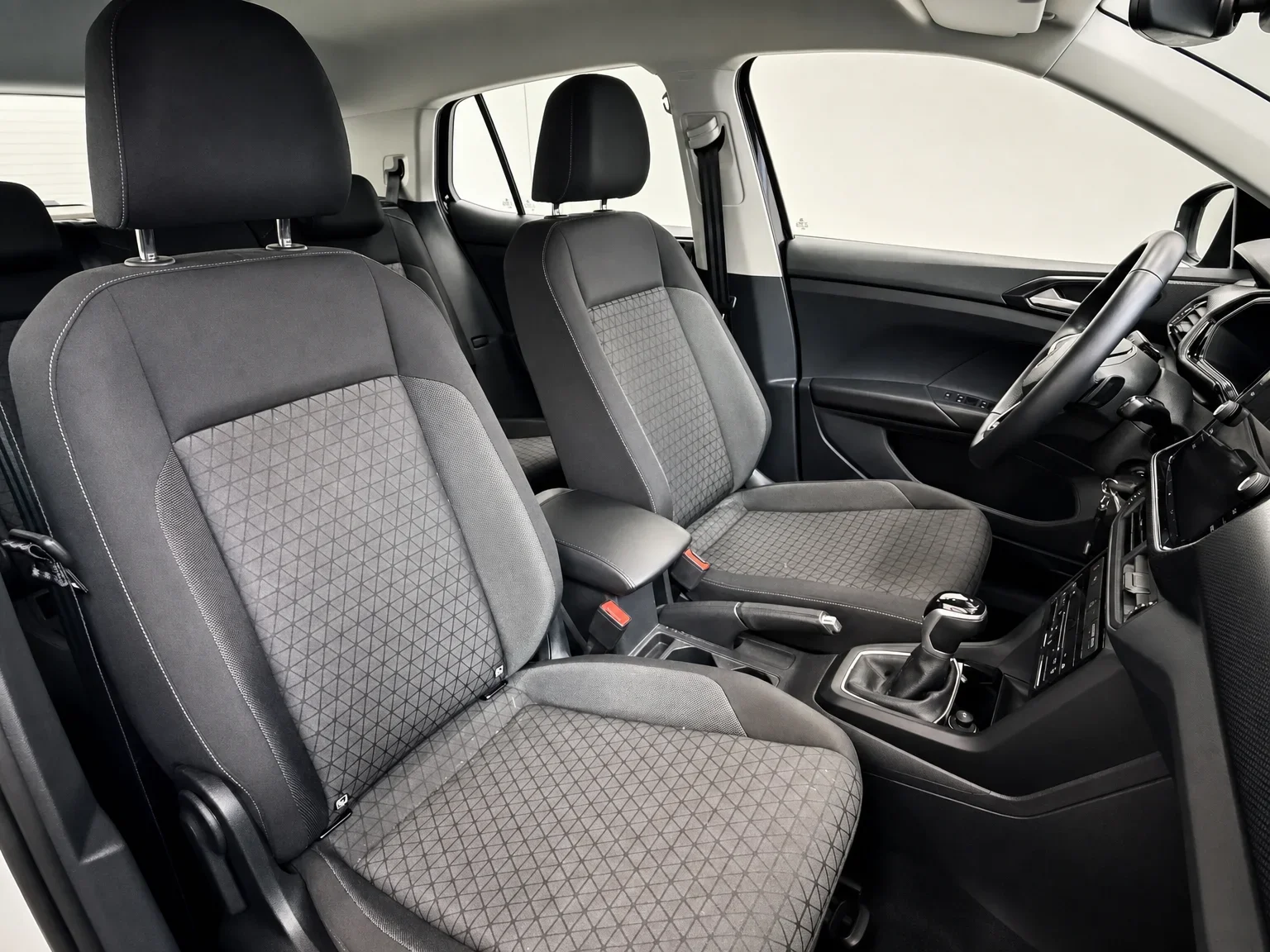 Volkswagen T-Cross - 18