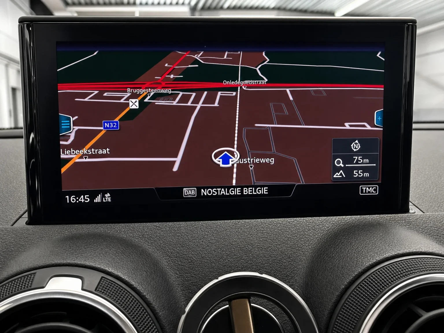 Audi Q2 - 13
