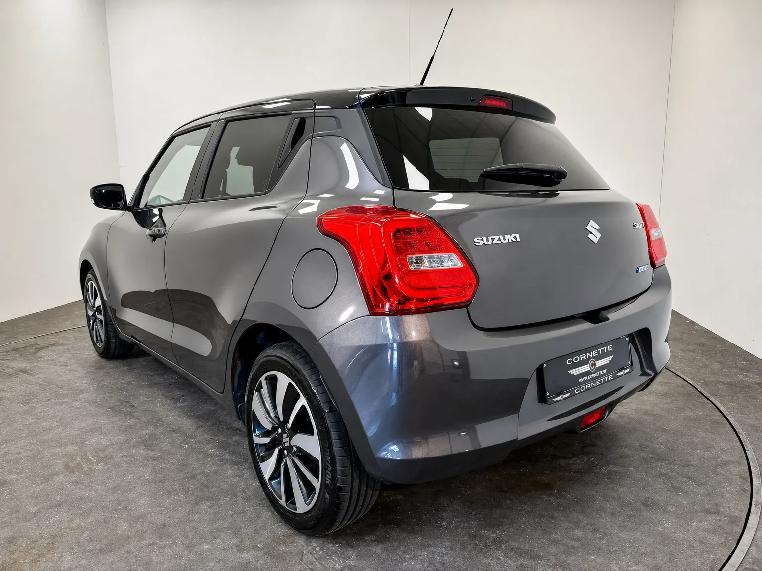 Suzuki Swift - 4