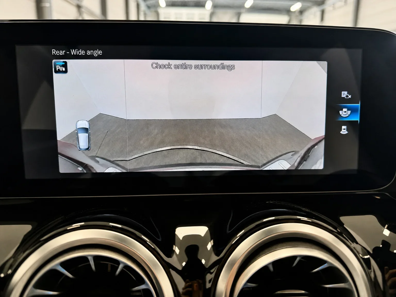 Mercedes-Benz GLA 250 - 18
