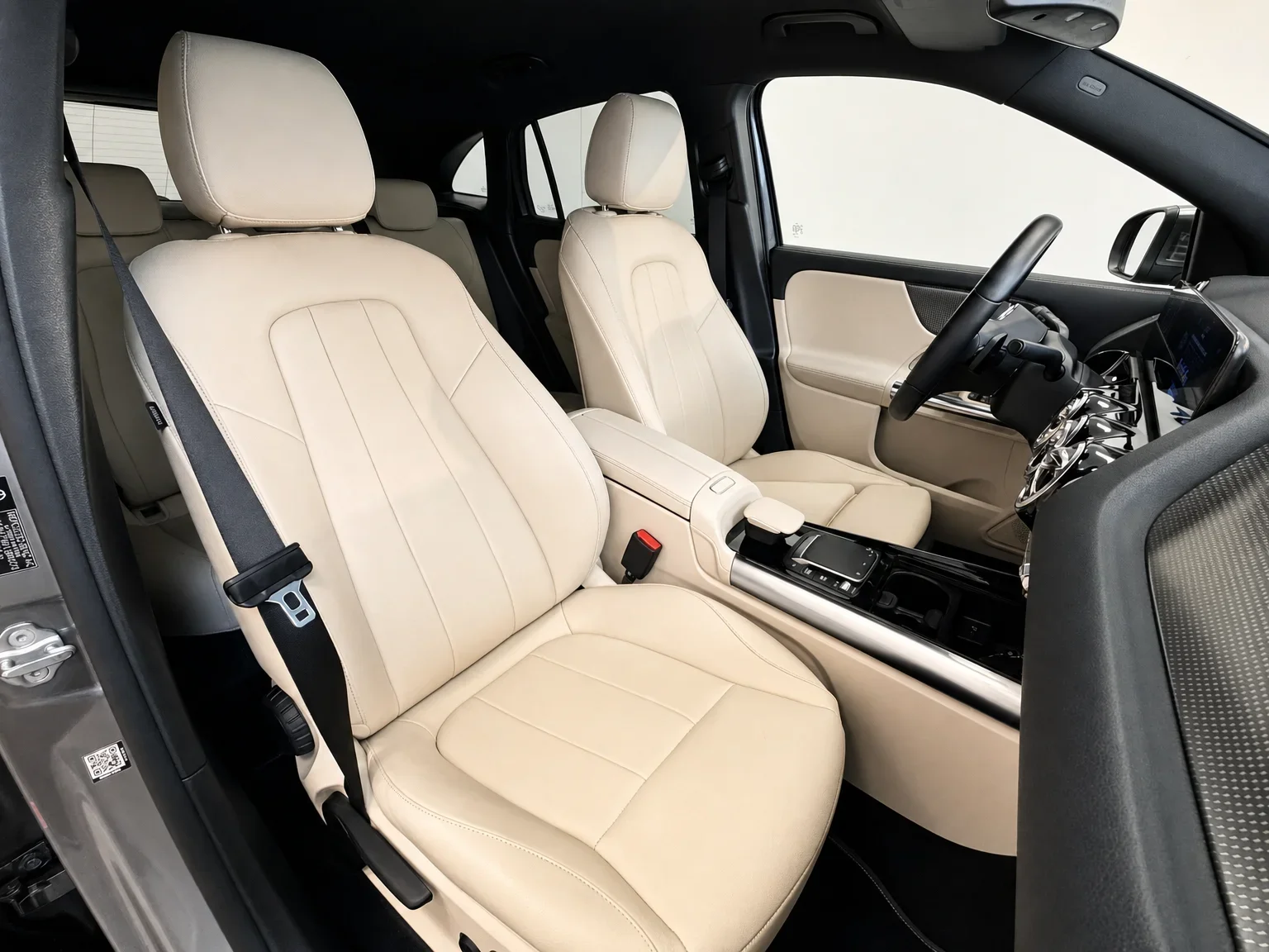Mercedes-Benz GLA 250 - 21