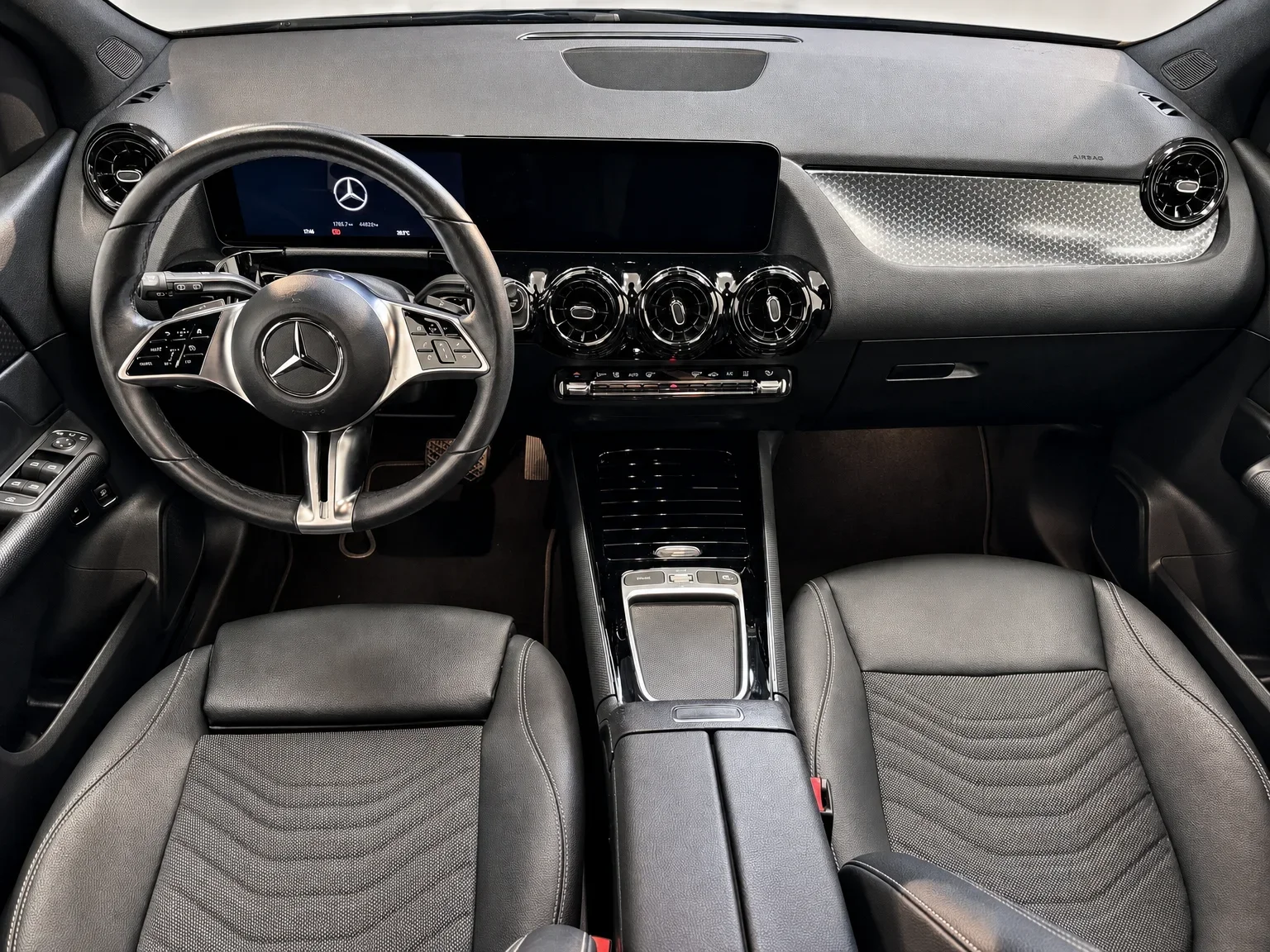 Mercedes-Benz B 250 - 11