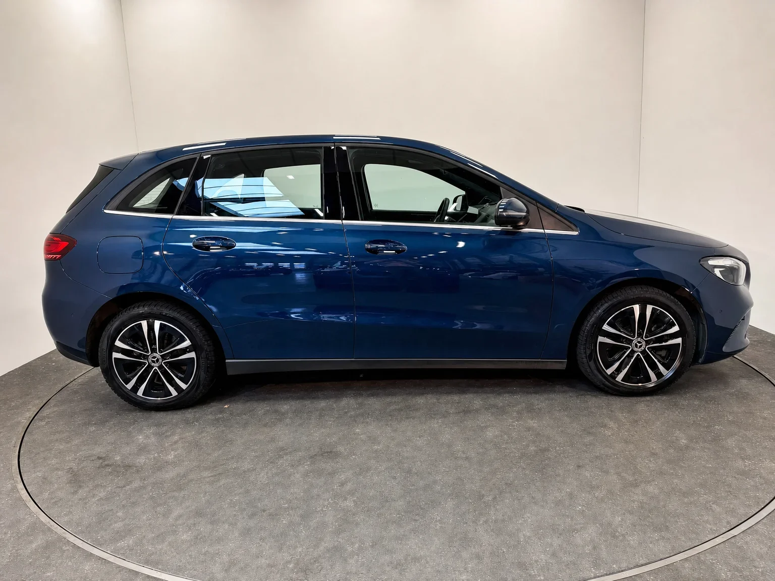 Mercedes-Benz B 250 - 8