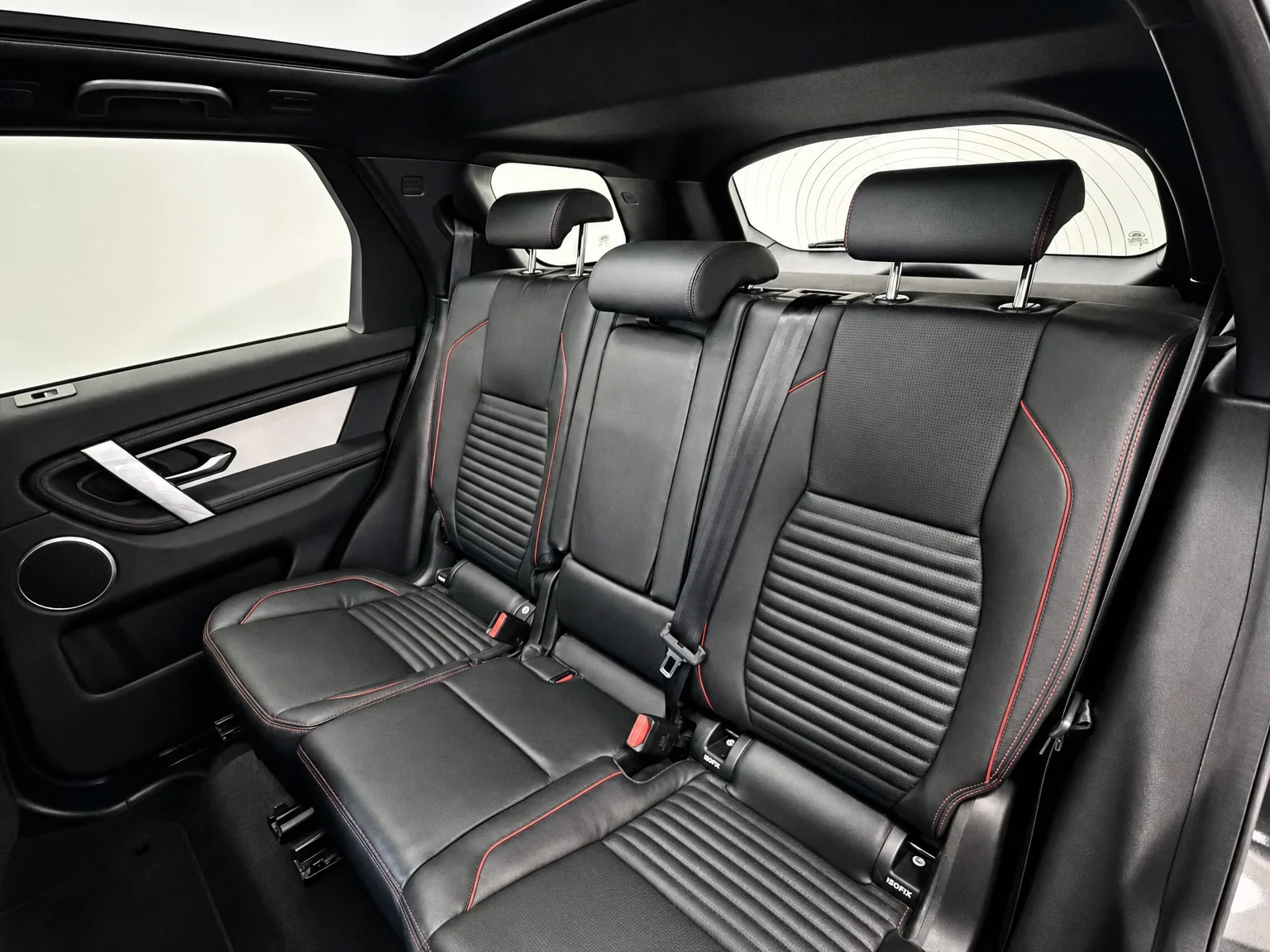 Land Rover Discovery Sport - 17