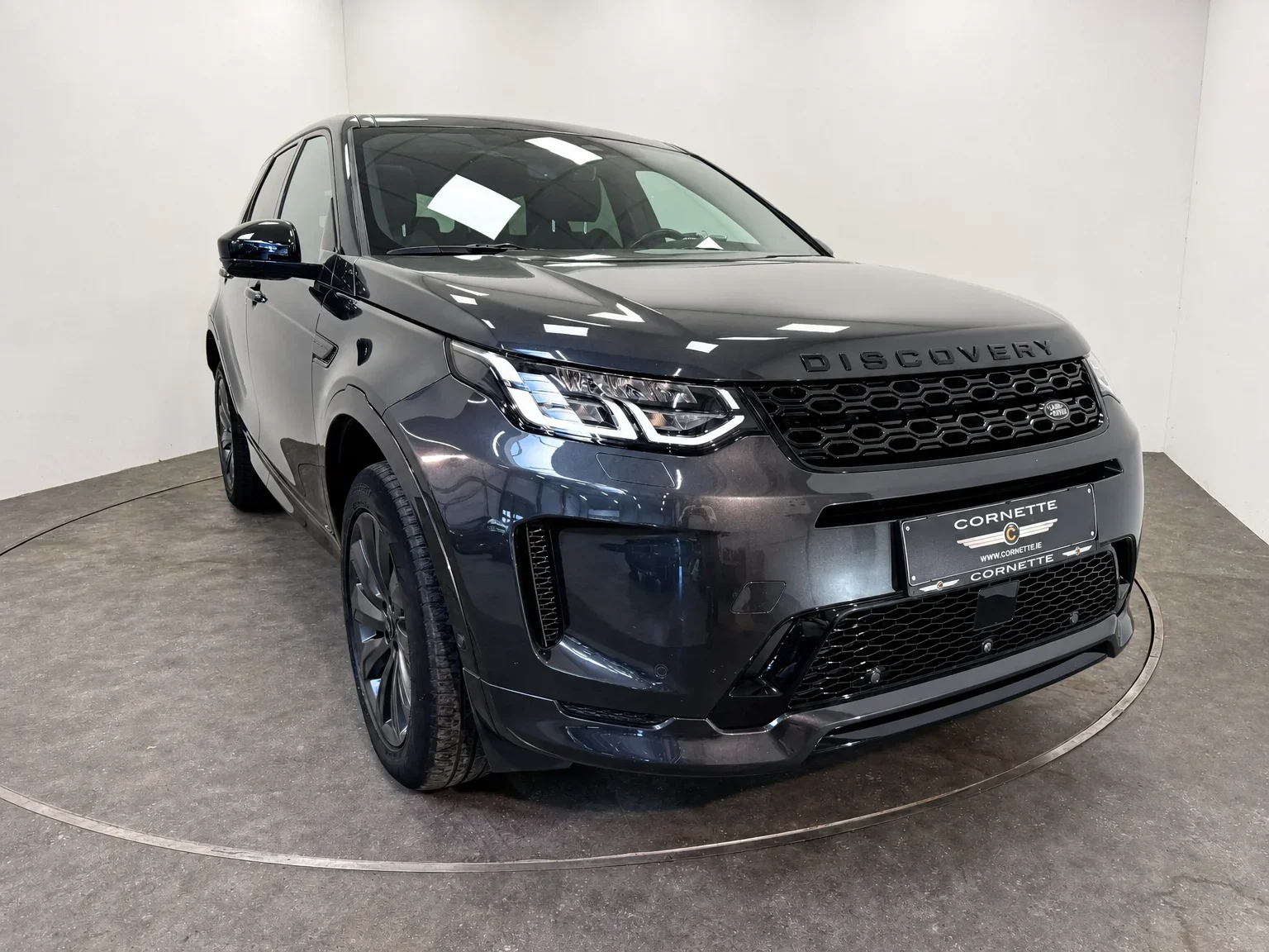 Land Rover Discovery Sport - 8
