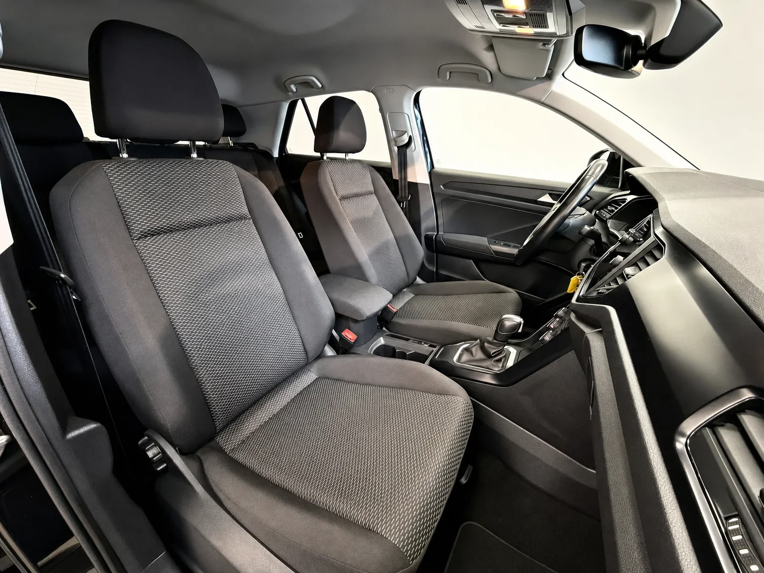 Volkswagen T-Roc - 20