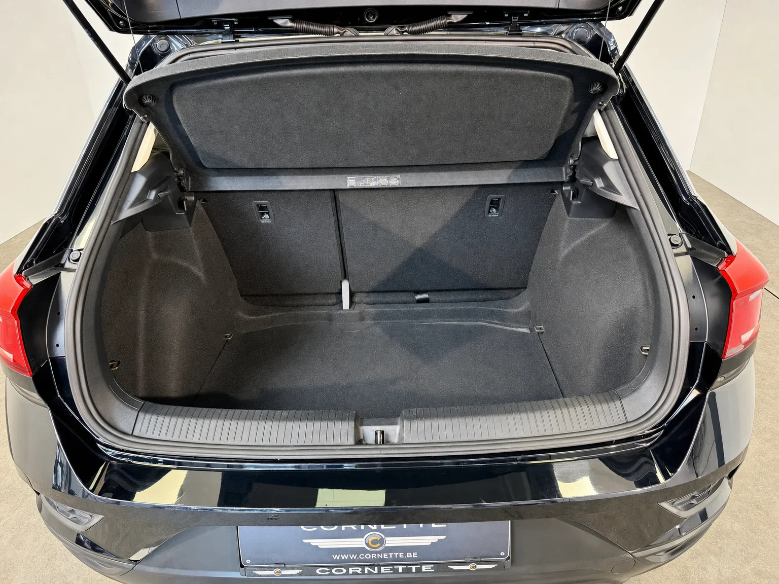 Volkswagen T-Roc - 6