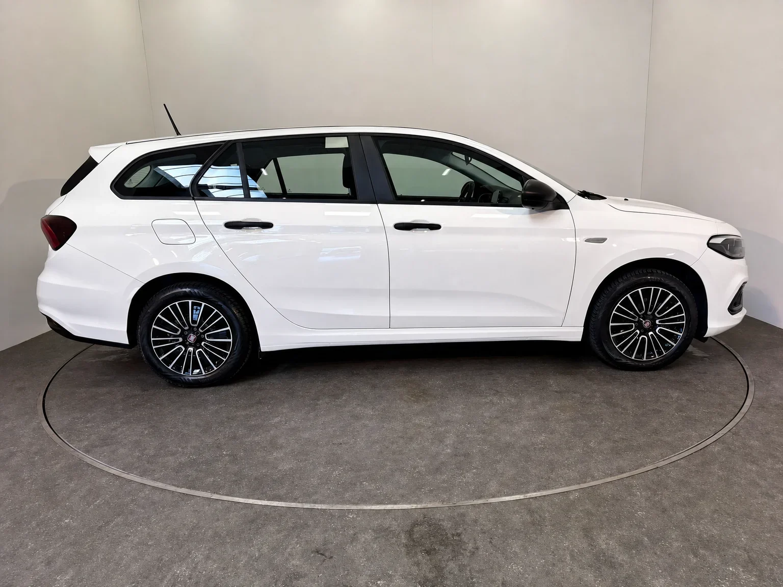 Fiat Tipo - 8