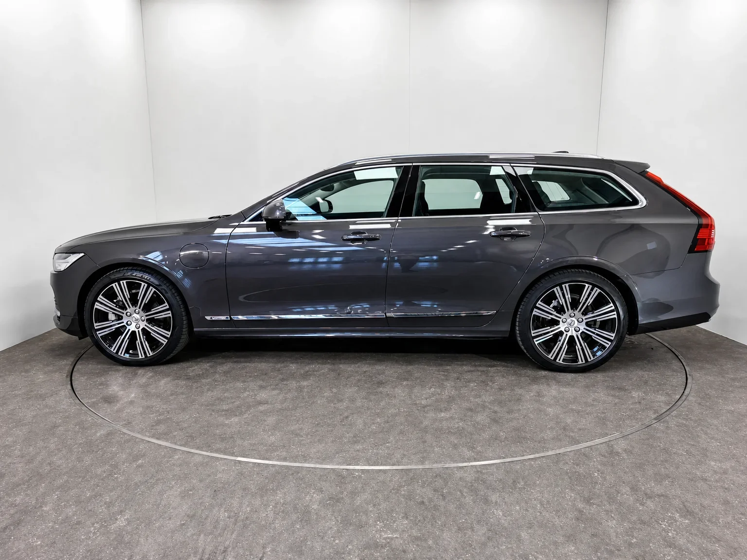 Volvo V90 - 3