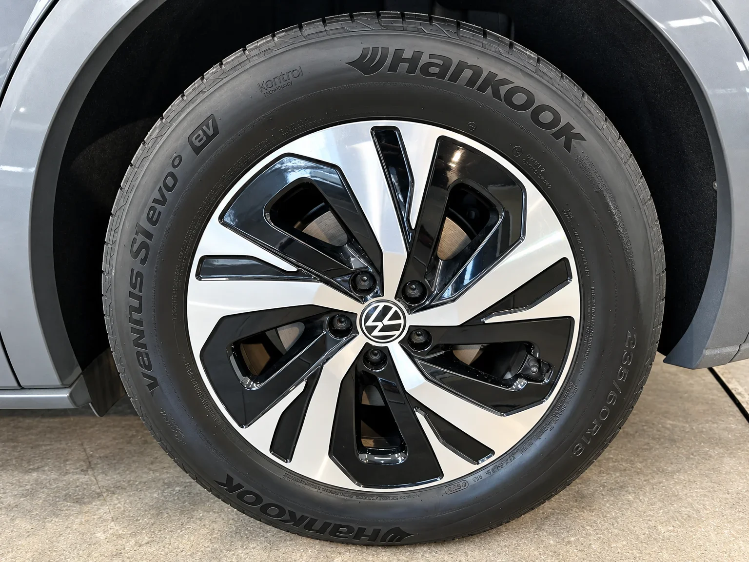Volkswagen ID.4 - 10