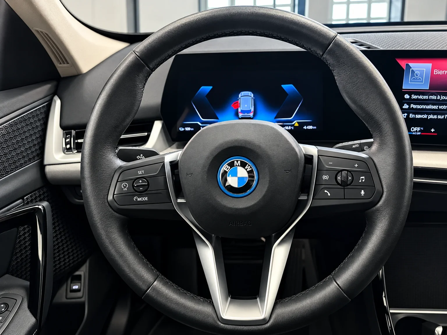 BMW iX1 - 18