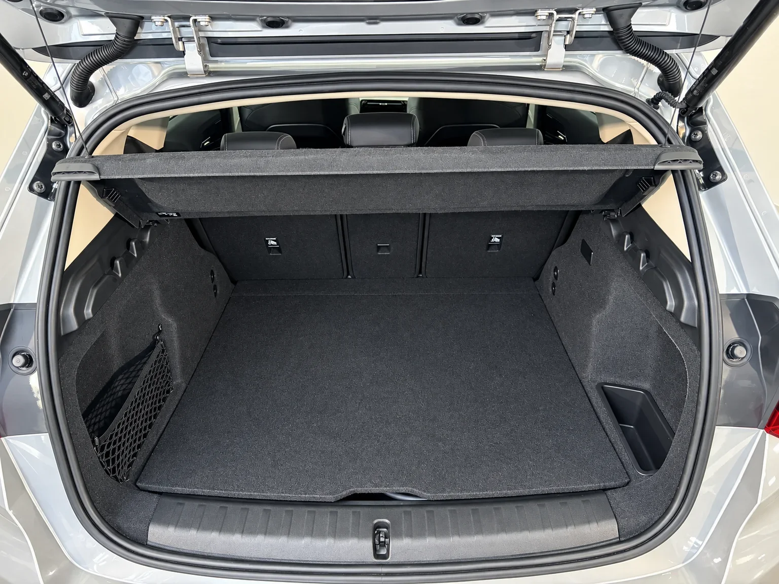 BMW iX1 - 6