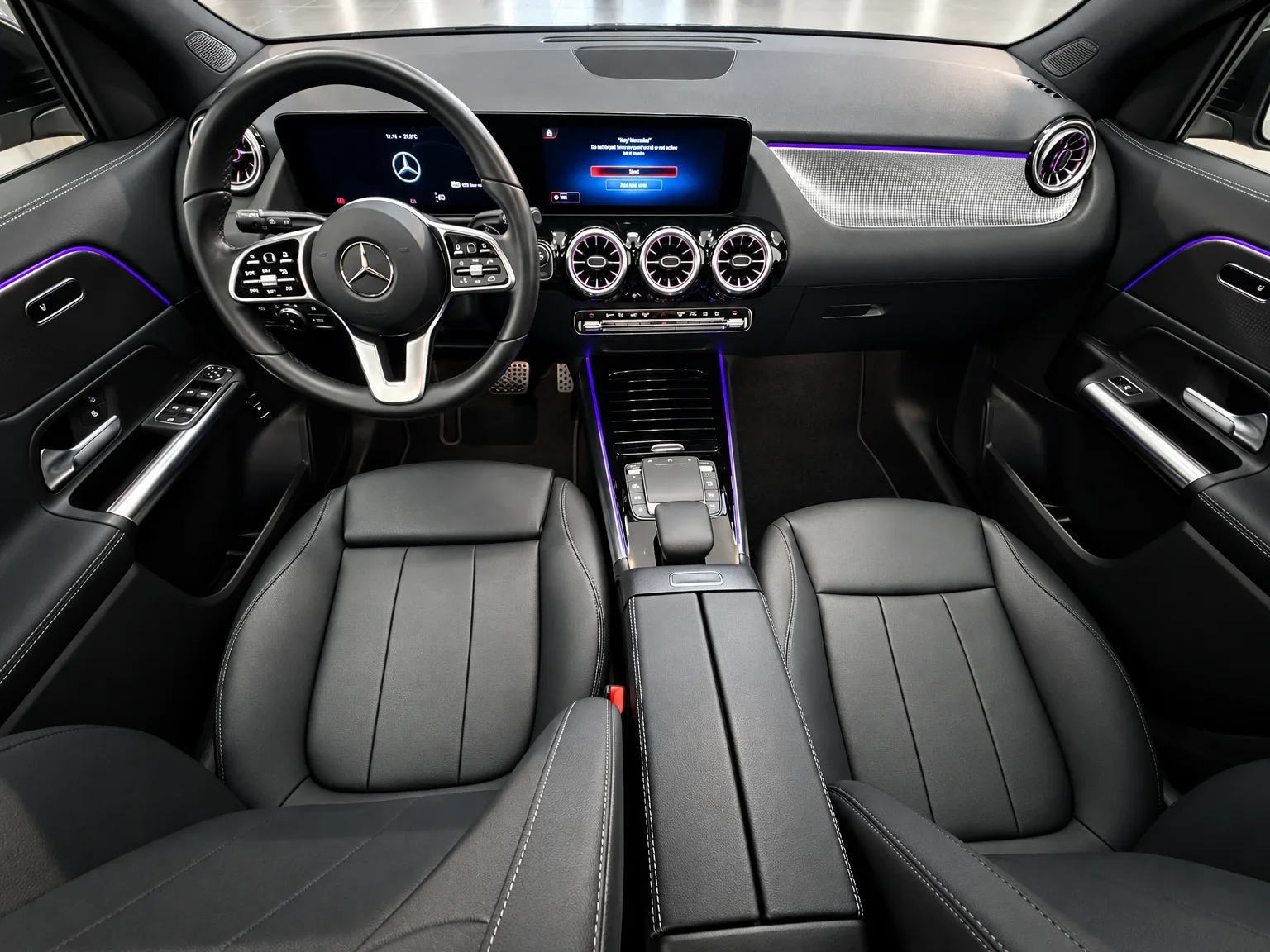 Mercedes-Benz GLA 250 - 11