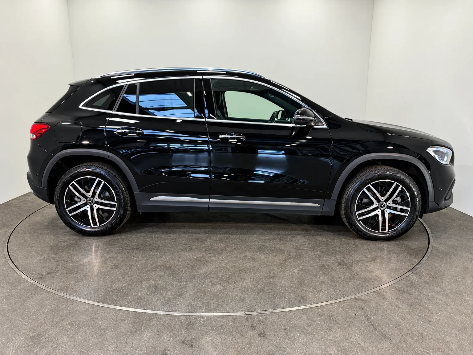 Mercedes-Benz GLA 250 - 8