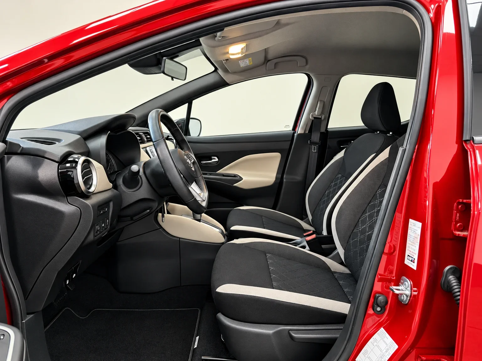 Nissan Micra - 14