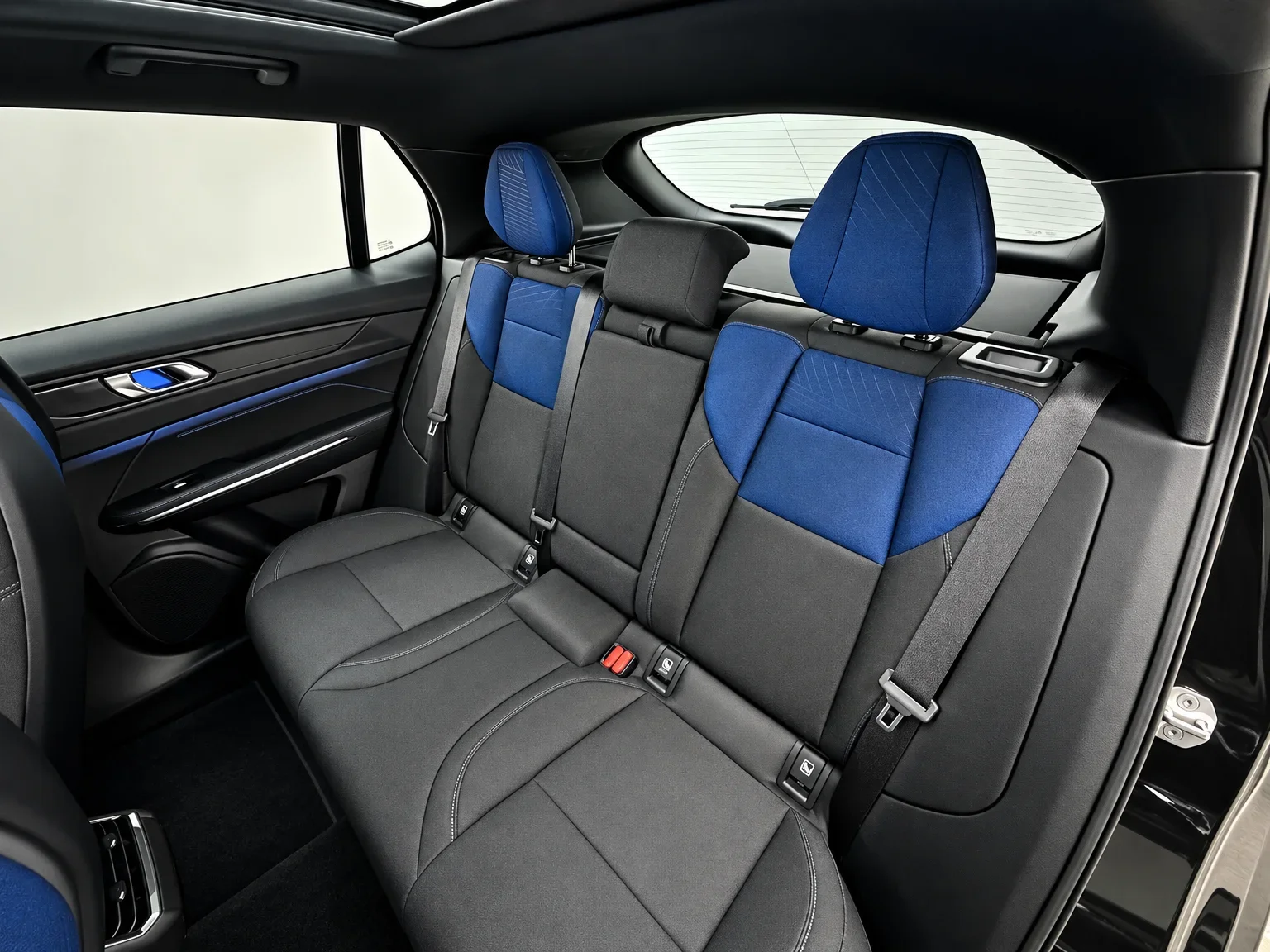 Lynk & Co 01 - 14