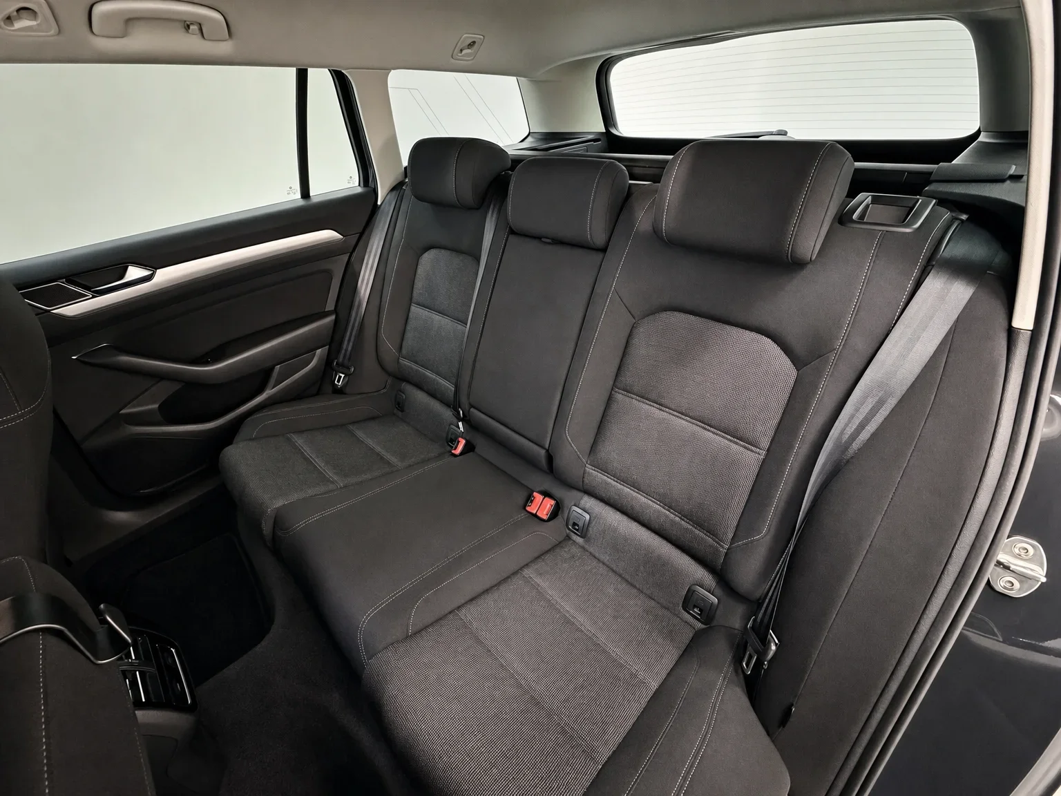 Volkswagen Passat Variant - 14