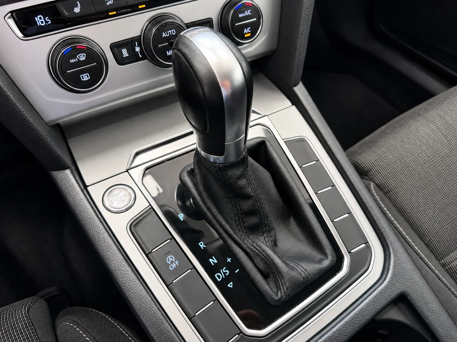 Volkswagen Passat Variant - 16