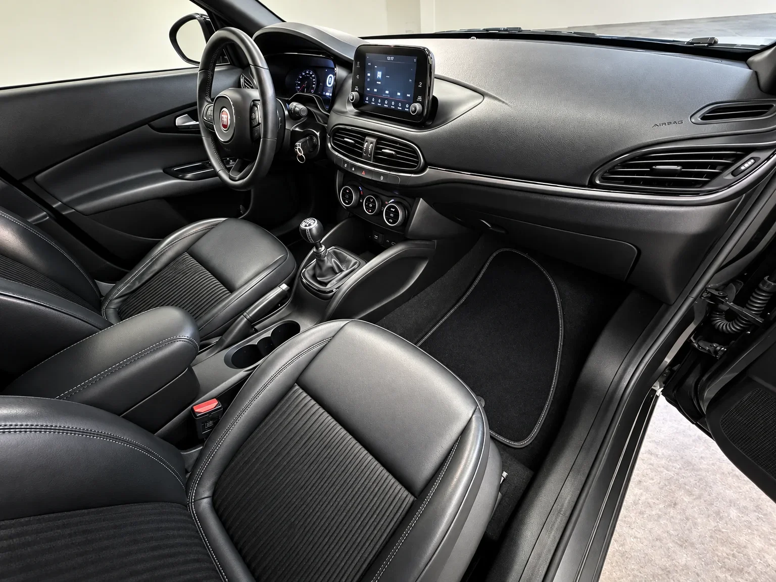 Fiat Tipo - 18