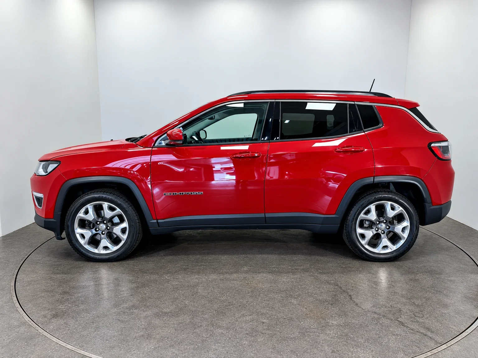 Jeep Compass - 2
