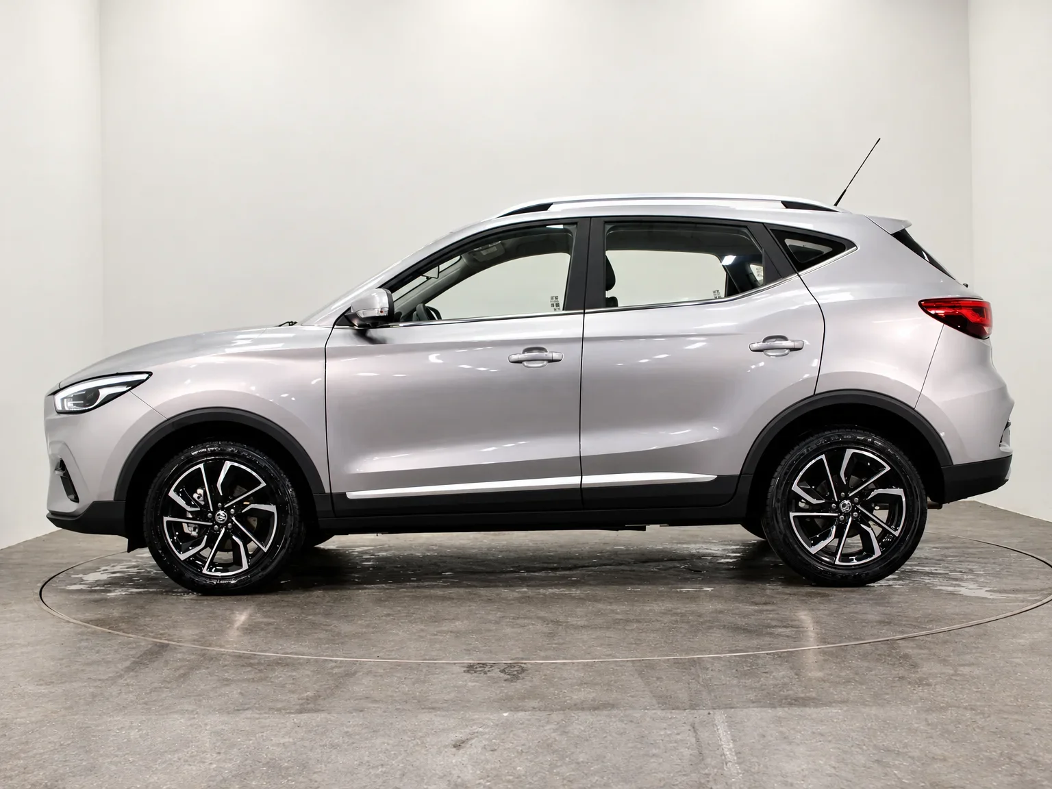 MG ZS - 2